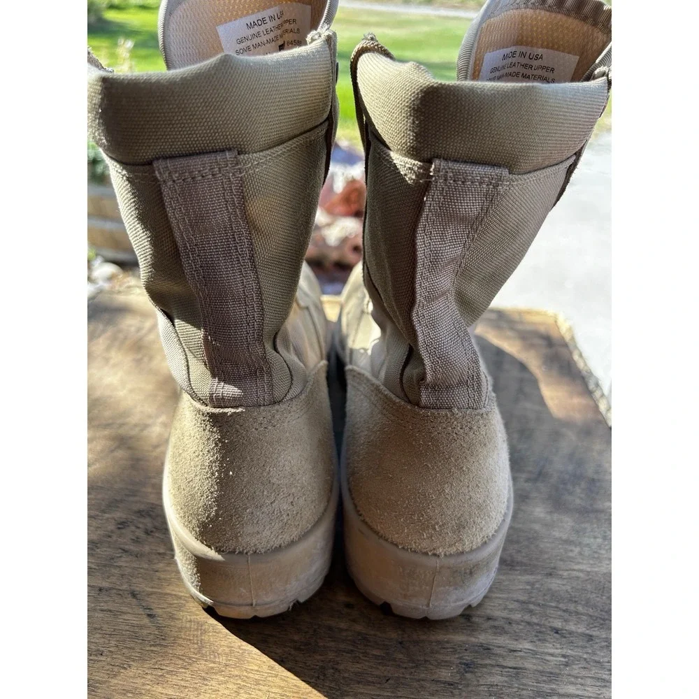 US Military Combat Boots Mens 10.5 W Desert Tan Leather Made USA Vibram 8430